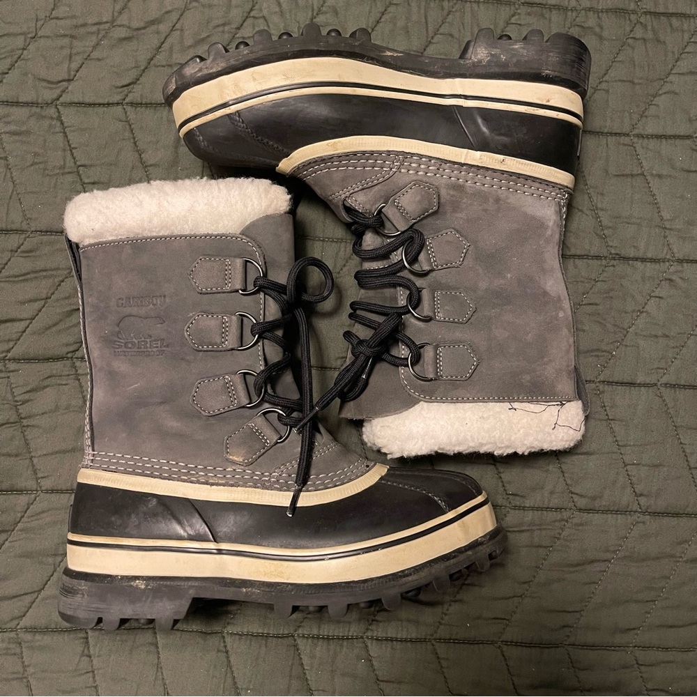 WOMEN'S  SOREL CARIBOU™ BOOT SIZE 7